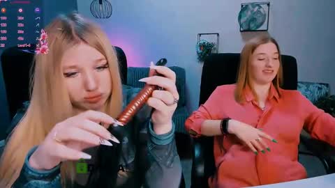 juli kisss online show from February 2025 04:47:02 AM