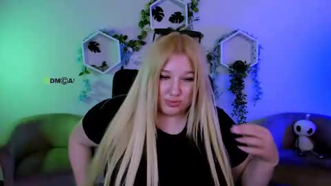 Snapshot of juli_kisss chatting on July 2026 11:04:02 PM juli kisss online show from July 2026 11:04:02 PM
