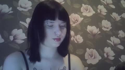 Snapshot of julia1605 chatting on February 2026 04:35:02 AM julia1605 online show from February 2026 04:35:02 AM