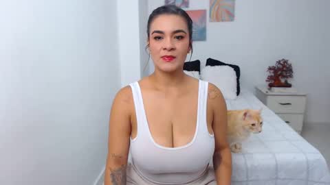 Snapshot of julia_gray_ chatting on March 2025 08:56:02 AM julia online show from March 2025 08:56:02 AM