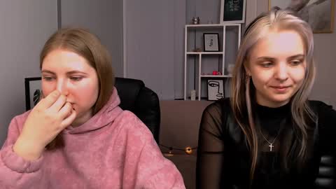 Julia  online show from December 2024 10:55:01 AM