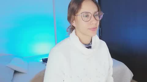 Snapshot of julia_roberts420 chatting on September 2025 02:34:01 AM Julia Schedule 10 pm to 4 am GTM-5 online show from September 2025 02:34:01 AM