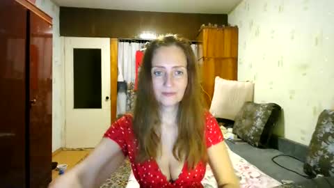 juliaa_foxi online show from April 2026 06:27:02 PM