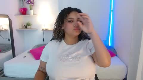 Julia online show from October 2025 12:16:01 PM