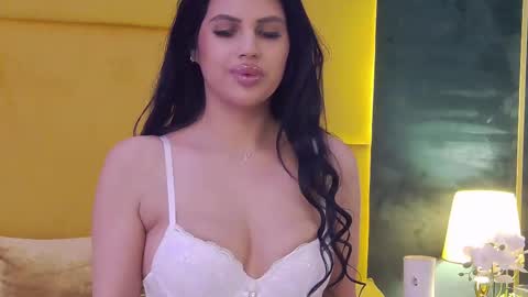 Julia online show from February 2025 12:36:02 AM