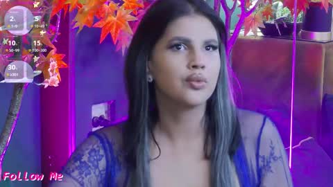 Julia online show from September 2025 09:27:01 PM