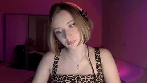 Snapshot of juliahupman chatting on February 2026 05:20:01 PM Kate online show from February 2026 05:20:01 PM