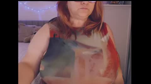 julialiones online show from July 2026 07:34:02 PM