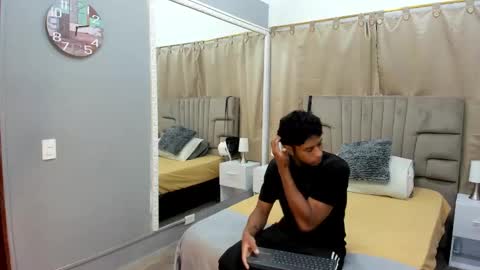 Snapshot of julian_billy chatting on January 2025 11:32:01 AM julian billy online show from January 2025 11:32:01 AM