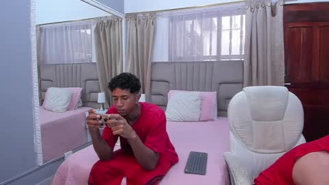 Snapshot of julian_billy chatting on February 2025 05:40:01 PM julian billy online show from February 2025 05:40:01 PM