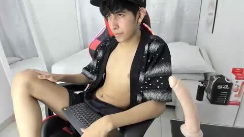 Julian online show from March 2026 07:31:01 PM