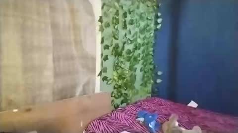 Juliana online show from January 2025 08:53:01 PM