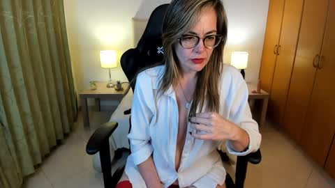 Fernanda online show from January 2025 03:19:02 AM