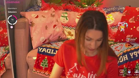 Snapshot of juliarichard chatting on December 2024 03:42:02 PM Julie online show from December 2024 03:42:02 PM