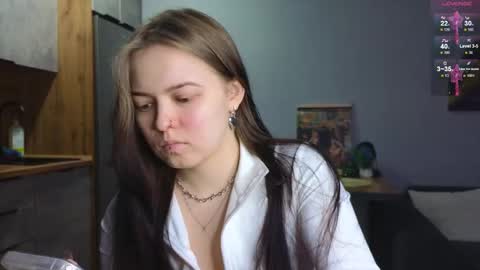 julidropp online show from January 2025 07:03:01 PM