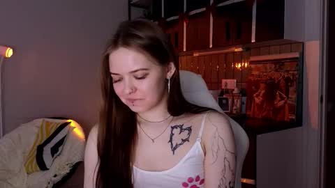 julidropp online show from March 2026 04:48:01 PM