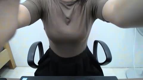 julie9x online show from March 2026 09:09:01 PM