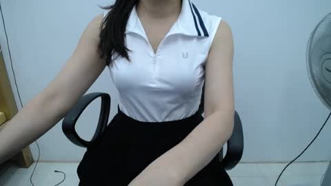 Snapshot of julie9x chatting on June 2026 09:14:02 PM julie9x online show from June 2026 09:14:02 PM