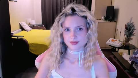 Julie online show from November 2025 02:06:02 PM