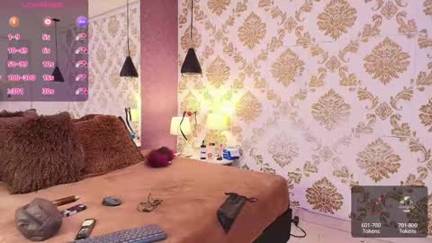 Julie and Tommy.  online show from January 2025 02:49:02 AM