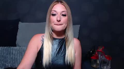julia online show from July 2026 05:11:01 AM