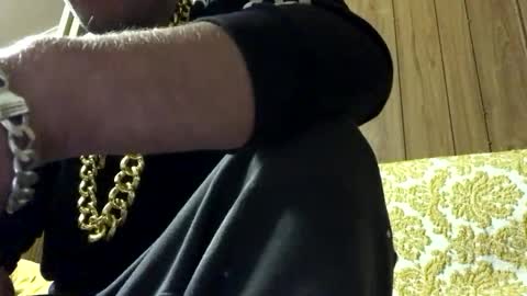 Snapshot of julieface87416760 chatting on May 2026 12:00:02 PM julieface87416760 online show from May 2026 12:00:02 PM
