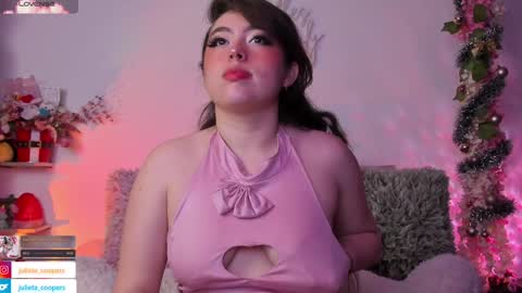 Snapshot of julieta_cooper20 chatting on December 2024 05:40:02 AM Juli online show from December 2024 05:40:02 AM