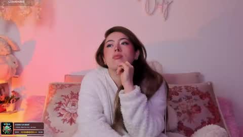 Snapshot of julieta_cooper20 chatting on September 2025 03:30:01 AM Juli online show from September 2025 03:30:01 AM