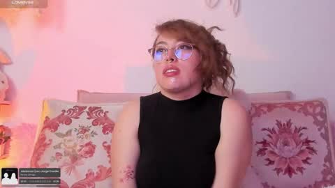 Snapshot of julieta_cooper20 chatting on September 2025 03:45:02 AM Juli online show from September 2025 03:45:02 AM