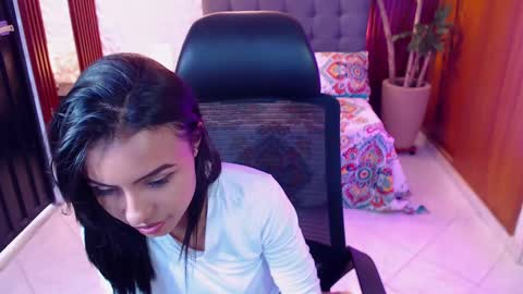 julieta_fn online show from February 2025 06:48:02 PM