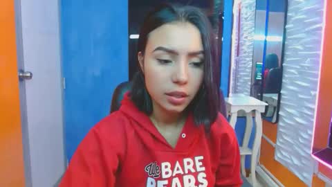 julieta_fn online show from December 2025 01:42:01 PM