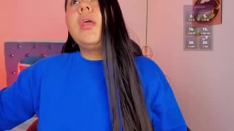 Julieta Mille online show from October 2025 11:42:01 AM