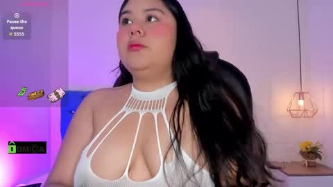 Julieta Mille online show from November 2025 11:38:02 AM