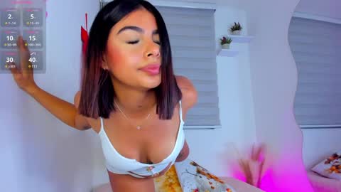 Julieth Gomez online show from December 2024 04:56:02 AM