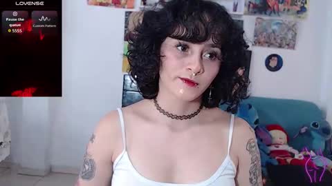 Julieta Jaguar online show from October 2025 12:38:01 PM