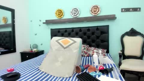 julieth_allen online show from December 2025 12:08:01 AM