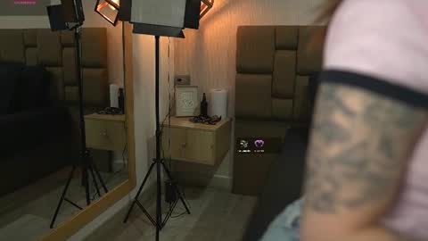 Snapshot of julieth_rojas chatting on July 2026 04:21:01 AM julieth_rojas online show from July 2026 04:21:01 AM