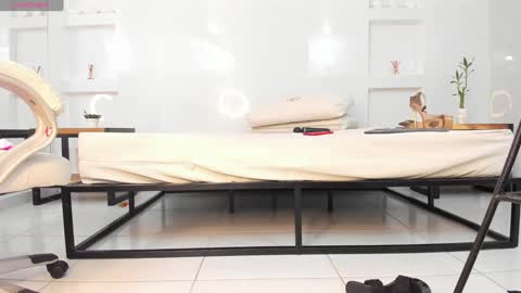 Snapshot of julietha_taylor chatting on January 2025 05:38:01 AM Julietha online show from January 2025 05:38:01 AM