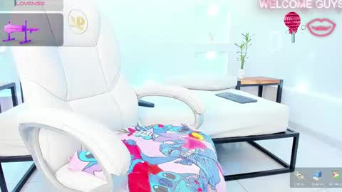 Snapshot of julietha_taylor chatting on February 2025 05:20:01 AM Julietha online show from February 2025 05:20:01 AM