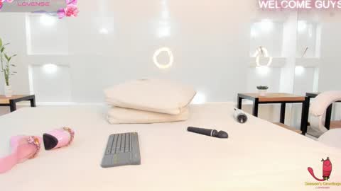 Snapshot of julietha_taylor chatting on March 2025 06:05:01 AM Julietha online show from March 2025 06:05:01 AM