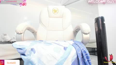 Snapshot of julietha_taylor chatting on March 2025 06:00:02 AM Julietha online show from March 2025 06:00:02 AM