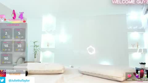 Snapshot of julietha_taylor chatting on October 2025 01:12:02 AM Julietha online show from October 2025 01:12:02 AM