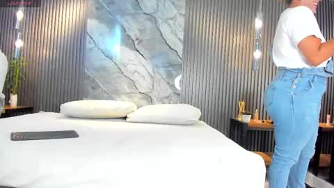 Snapshot of julietha_taylor chatting on November 2025 02:21:01 AM Julietha online show from November 2025 02:21:01 AM