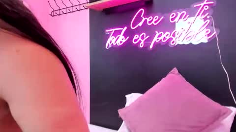   online show from November 2025 01:37:02 PM