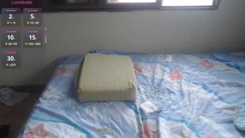 juliethserna online show from November 2025 04:18:02 PM