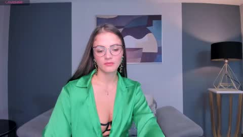 Snapshot of juliettabasset chatting on February 2025 11:55:01 AM JULIETTA online show from February 2025 11:55:01 AM