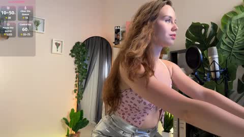 Julie online show from January 2025 03:51:01 PM