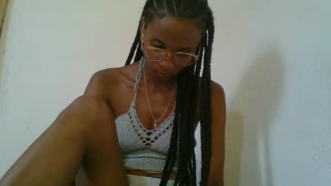juliexexy online show from February 2025 09:46:01 AM