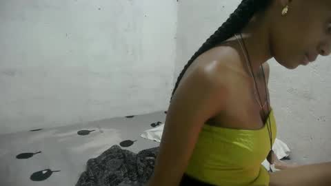 juliexexy online show from October 2025 03:46:02 AM