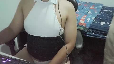 juligurlygirly online show from September 2025 06:24:02 PM